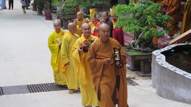 Phật Giáo Huyện Hàm Tân Long Long Trọng Cử Hành Đại Lễ Phật Đản