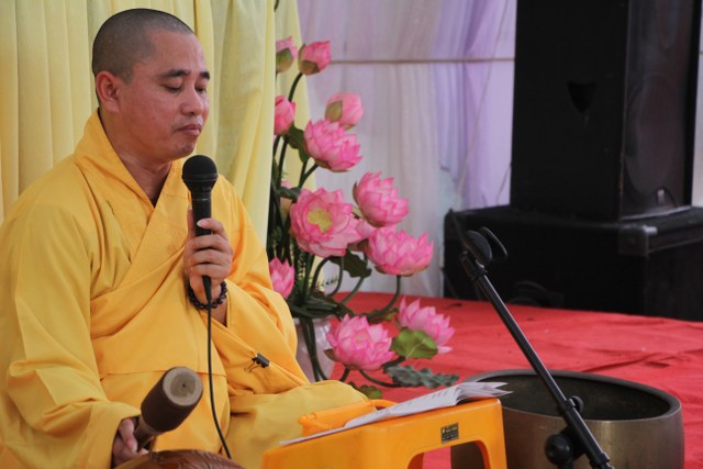 Hà Nam: Gần 400 bạn trẻ dự khóa tu “Thắp sáng tương lai”