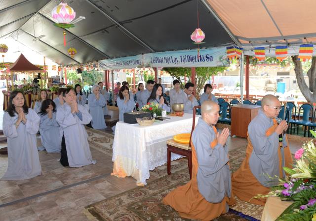 Đại lễ Phật đản PL. 2561 tại tu viện Huyền Không San Jose,Hoa Kỳ