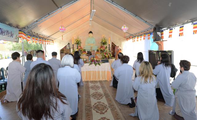 Đại lễ Phật đản PL. 2561 tại tu viện Huyền Không San Jose,Hoa Kỳ