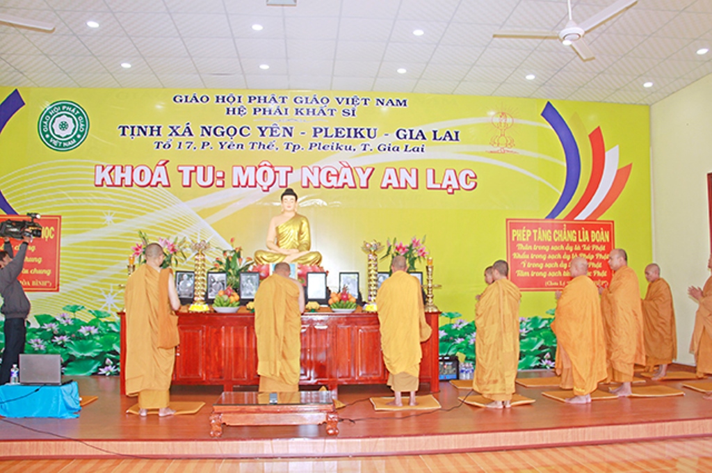 Gia Lai:Khóa Tu Một Ngày An Lạc