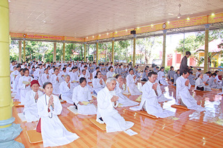 Gia Lai:Khóa Tu Một Ngày An Lạc