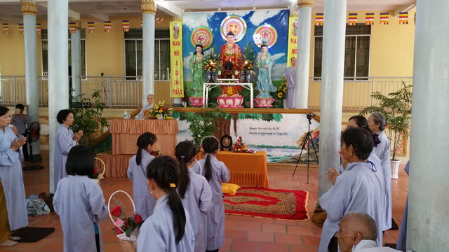 Chùa Lộc Thọ tổ chức khóa tu Bát quan trai lần thứ 3.