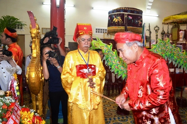 Khánh Hòa: Ban Trị sự GHPGVN Khánh Hòa dâng hương Lễ Giỗ Tổ Hùng Vương