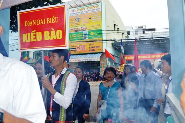 Khánh Hòa: Ban Trị sự GHPGVN Khánh Hòa dâng hương Lễ Giỗ Tổ Hùng Vương