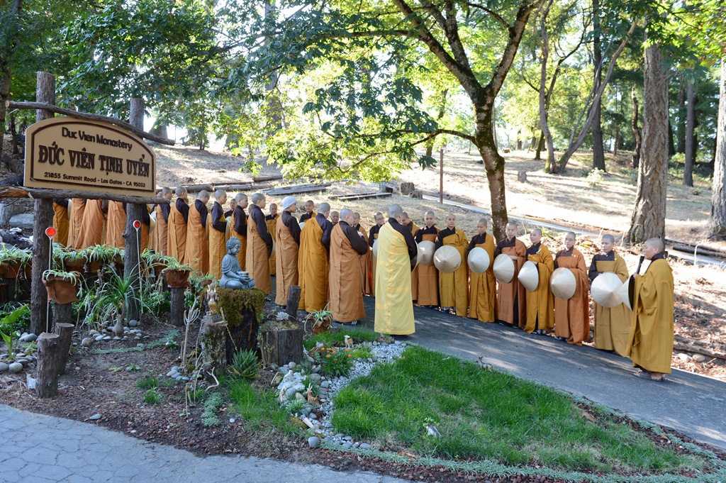 Đức Viên Tịnh Uyển, California (Hoa Kỳ) Tổ Chức Khóa Tịnh Tu Năm 2017 .