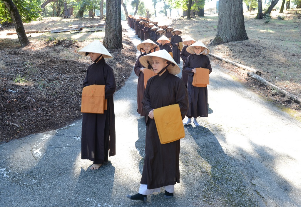 Đức Viên Tịnh Uyển, California (Hoa Kỳ) Tổ Chức Khóa Tịnh Tu Năm 2017 .