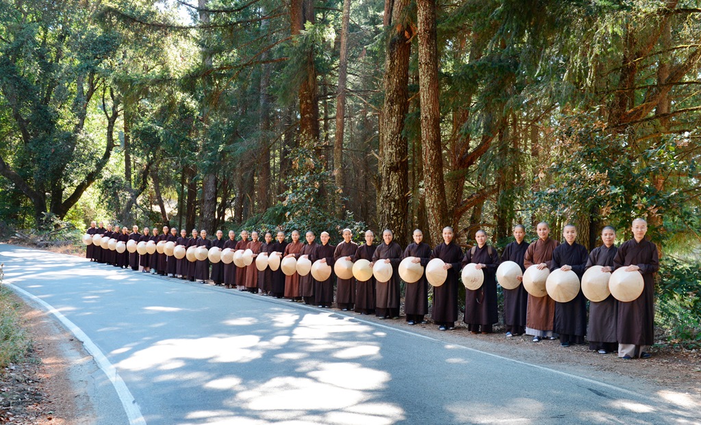 Đức Viên Tịnh Uyển, California (Hoa Kỳ) Tổ Chức Khóa Tịnh Tu Năm 2017 .