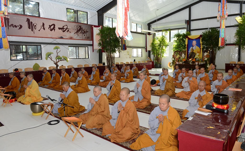 Đức Viên Tịnh Uyển, California (Hoa Kỳ) Tổ Chức Khóa Tịnh Tu Năm 2017 .