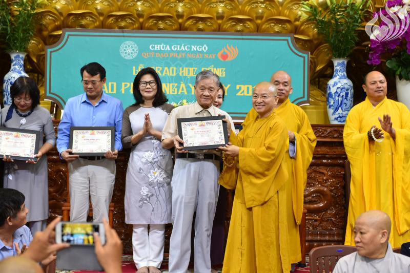 Tổng Kết Chương Trình Trao Tặng Học Bổng Đạo Phật Ngày Nay 2017 (C113)