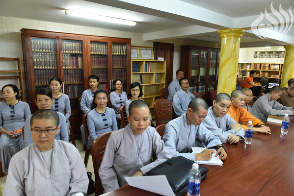 Cúng dường Chư Tăng Ni tại Trung tâm Phật Học Hán Truyền và Phật Học Viện Viên Quang (C133)