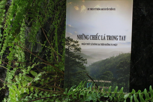 Ấn tống 15.000 quyển kinh sách của Hòa thượng Từ Thông (C116)