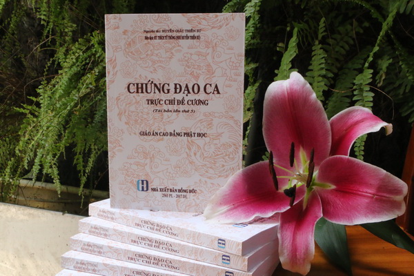 Ấn tống 15.000 quyển kinh sách của Hòa thượng Từ Thông (C116)