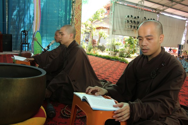 Thái Bình: Đại lễ Vu Lan tại chùa Từ Xuyên (ngày thứ nhất)