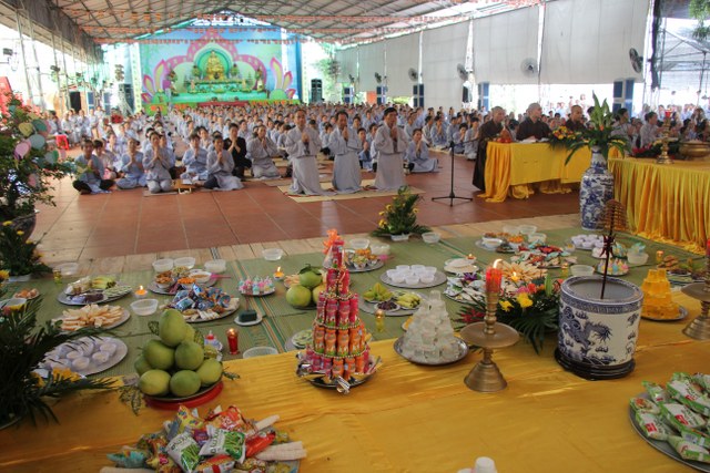 Thái Bình: Đại lễ Vu Lan tại chùa Từ Xuyên (ngày thứ nhất)