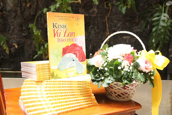 Thư mời thỉnh kinh “Kinh Vu- Lan Báo Hiếu” và “Kinh Pháp Cú – 423 Lời Vàng Của Đức Phật”