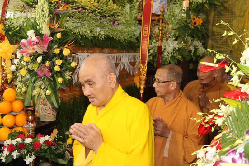 Đồng Tháp: Các đoàn viếng tang cố HT. Thích Thiện Tâm
