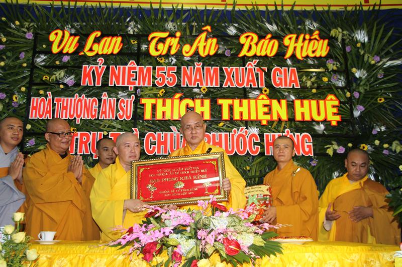 Đồng Tháp: Lễ khánh tuế và kỷ niệm 55 năm xuất gia HT. Thích Thiện Huệ