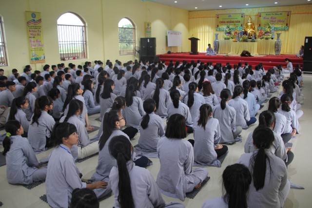 Thái Bình: Chùa Hoằng Văn mở khóa tu “Ươm mầm Phật pháp”