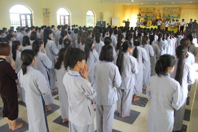 Thái Bình: Chùa Hoằng Văn mở khóa tu “Ươm mầm Phật pháp”