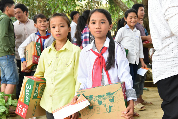 Tổng kết chương trình cứu trợ khẩn cấp cho đồng bào bị ảnh hưởng bởi lũ lụt tại Hòa Bình và Thanh Hóa (C127)