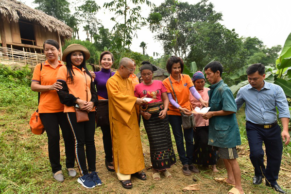 Tổng kết chương trình cứu trợ khẩn cấp cho đồng bào bị ảnh hưởng bởi lũ lụt tại Hòa Bình và Thanh Hóa (C127)