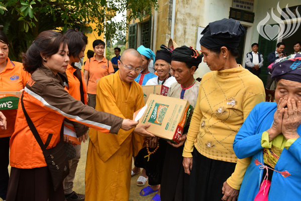 Tổng kết chương trình cứu trợ khẩn cấp cho đồng bào bị ảnh hưởng bởi lũ lụt tại Hòa Bình và Thanh Hóa (C127)