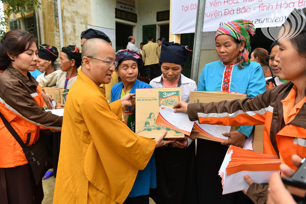 Tổng kết chương trình cứu trợ khẩn cấp cho đồng bào bị ảnh hưởng bởi lũ lụt tại Hòa Bình và Thanh Hóa (C127)