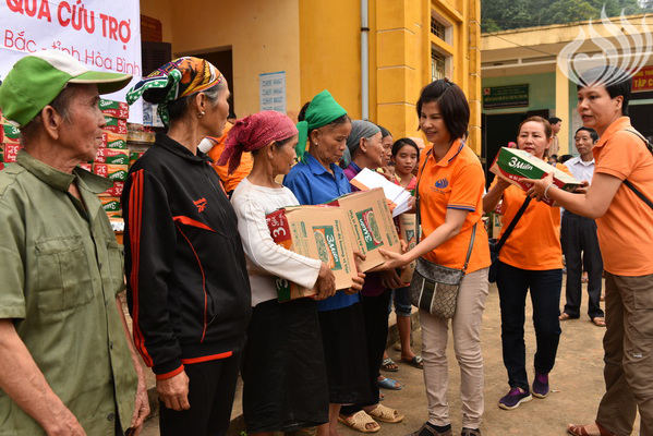 Tổng kết chương trình cứu trợ khẩn cấp cho đồng bào bị ảnh hưởng bởi lũ lụt tại Hòa Bình và Thanh Hóa (C127)
