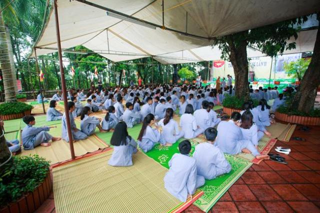Thái nguyên: chùa Huống Thượng, Khai mạc khóa tu “ Tâm khai trí sáng lần thứ II ”.