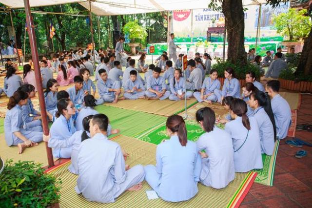Thái nguyên: chùa Huống Thượng, Khai mạc khóa tu “ Tâm khai trí sáng lần thứ II ”.