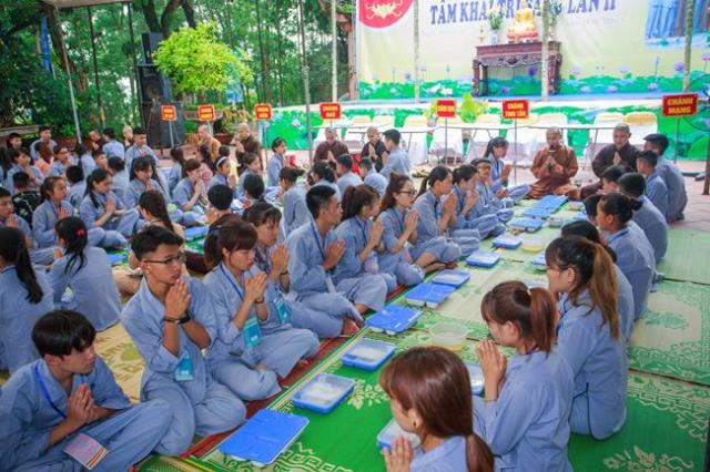 Thái nguyên: chùa Huống Thượng, Khai mạc khóa tu “ Tâm khai trí sáng lần thứ II ”.