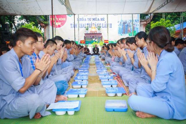 Thái nguyên: chùa Huống Thượng, Khai mạc khóa tu “ Tâm khai trí sáng lần thứ II ”.