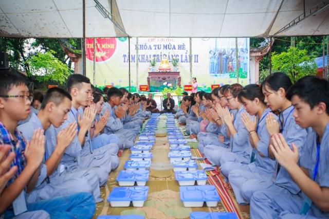 Thái nguyên: chùa Huống Thượng, Khai mạc khóa tu “ Tâm khai trí sáng lần thứ II ”.