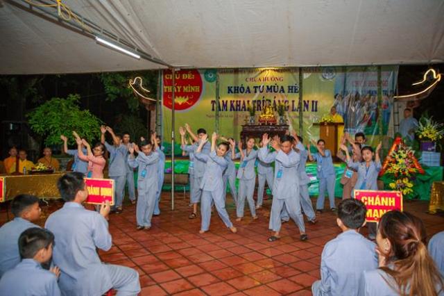 Thái nguyên: chùa Huống Thượng, Khai mạc khóa tu “ Tâm khai trí sáng lần thứ II ”.