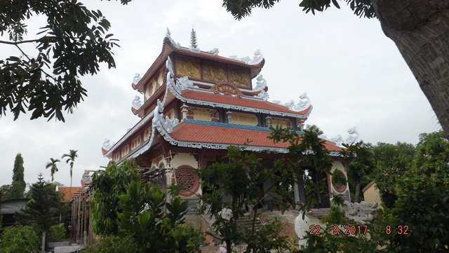Tấm lòng của người con xa xứ