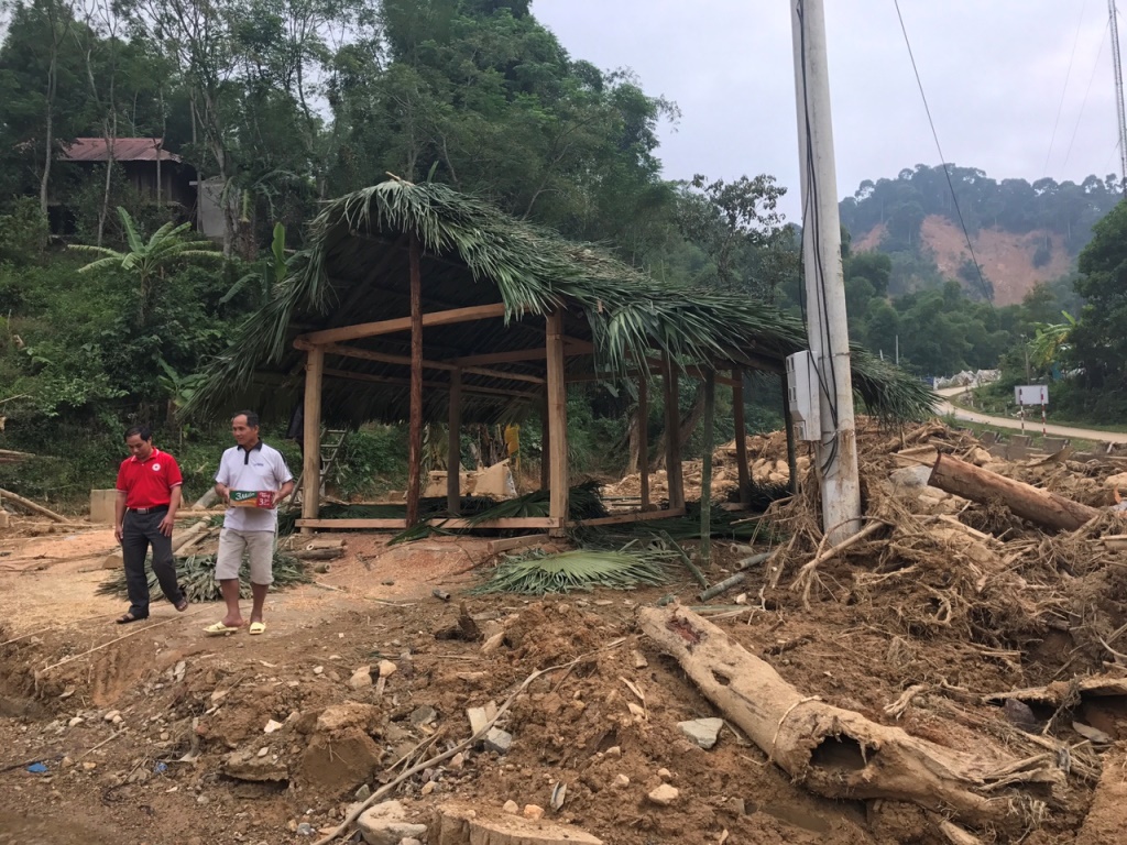 Tổng kết chương trình cứu trợ khẩn cấp cho đồng bào bị ảnh hưởng bởi lũ lụt tại Hòa Bình và Thanh Hóa (C127)