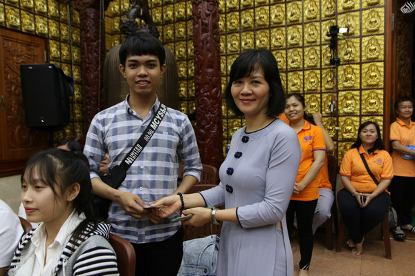 Tổng kết Lễ “Trao tặng học bổng ĐPNN 2017 dành cho sinh viên các trường  Đại học, Cao đẳng tại TP. HCM” - C128