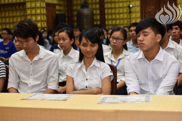 Tổng kết Lễ “Trao tặng học bổng ĐPNN 2017 dành cho sinh viên các trường  Đại học, Cao đẳng tại TP. HCM” - C128