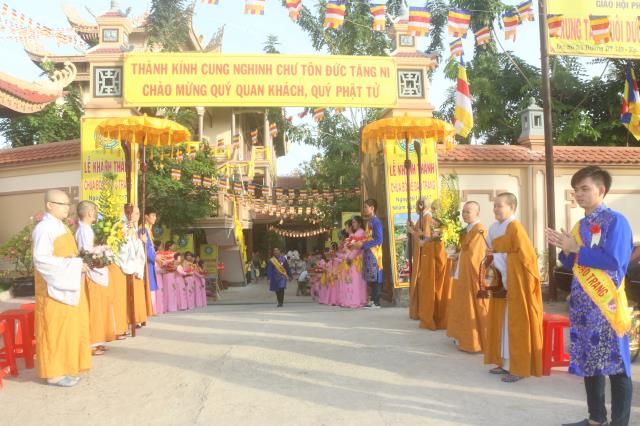 Bình Dương: Niềm vui ngày Đại lễ khánh thành