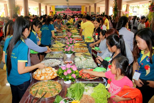 Bình Dương: Niềm vui ngày Đại lễ khánh thành