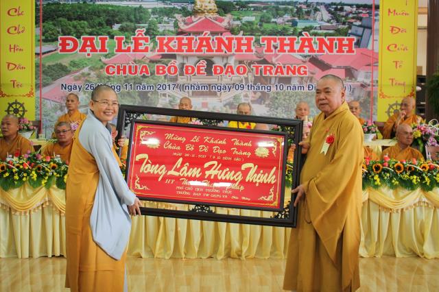 Bình Dương: Niềm vui ngày Đại lễ khánh thành
