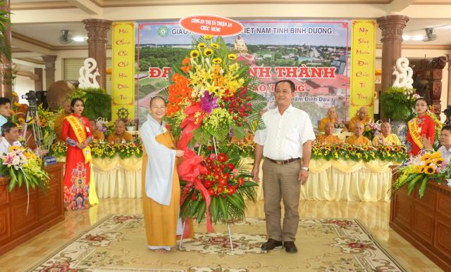 Bình Dương: Niềm vui ngày Đại lễ khánh thành