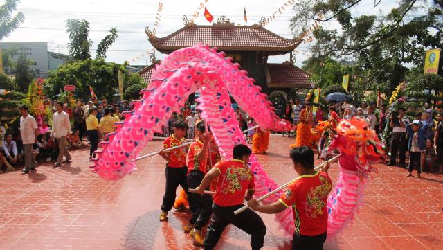 Bình Dương: Niềm vui ngày Đại lễ khánh thành