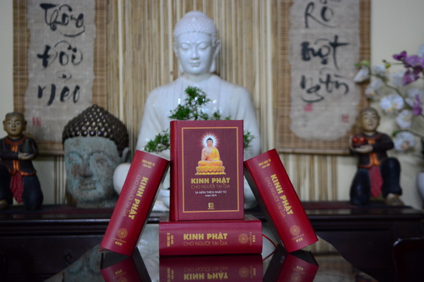 Tổng kết chương trình ấn tống kinh Phật cho người tại gia - Giai đoạn 2 (C75-2)