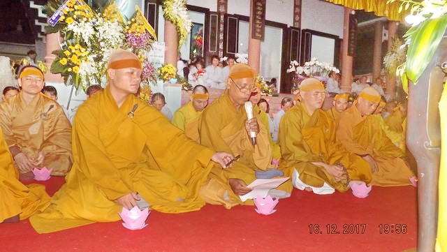 Đêm thắp nến tri ân tưởng niệm cố HT.Thích Ngộ Trí tại chùa Trường Thọ