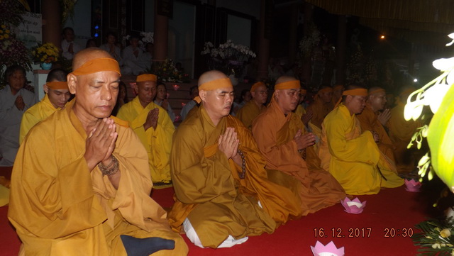 Đêm thắp nến tri ân tưởng niệm cố HT.Thích Ngộ Trí tại chùa Trường Thọ