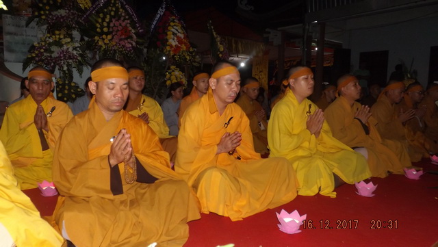 Đêm thắp nến tri ân tưởng niệm cố HT.Thích Ngộ Trí tại chùa Trường Thọ