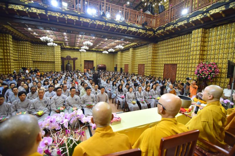 LỄ QUY Y TAM BẢO CHO HƠN 400 PHẬT TỬ MỚI TRONG NGÀY PHẬT THÀNH ĐẠO TẠI CHÙA GIÁC NGỘ, NGÀY 24/1/2018(8/12 Đinh Dậu)