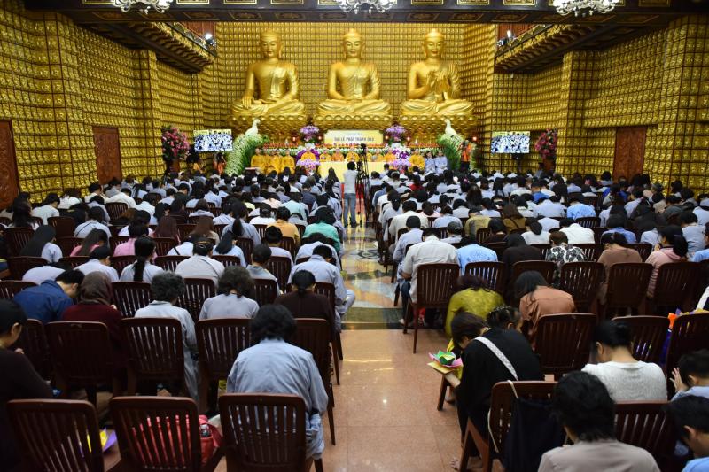 LỄ QUY Y TAM BẢO CHO HƠN 400 PHẬT TỬ MỚI TRONG NGÀY PHẬT THÀNH ĐẠO TẠI CHÙA GIÁC NGỘ, NGÀY 24/1/2018(8/12 Đinh Dậu)